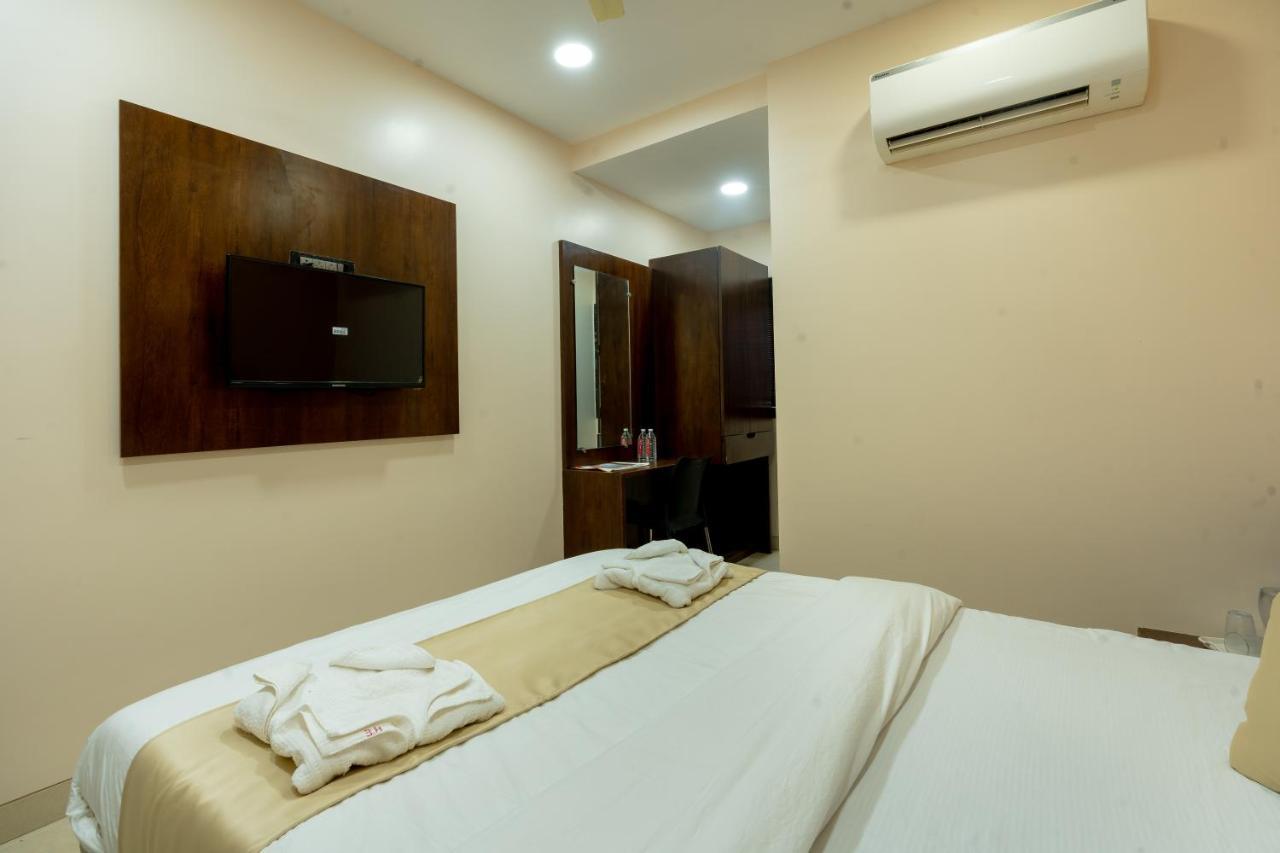 Hotel Empire - Near Mumbai International Airport Экстерьер фото